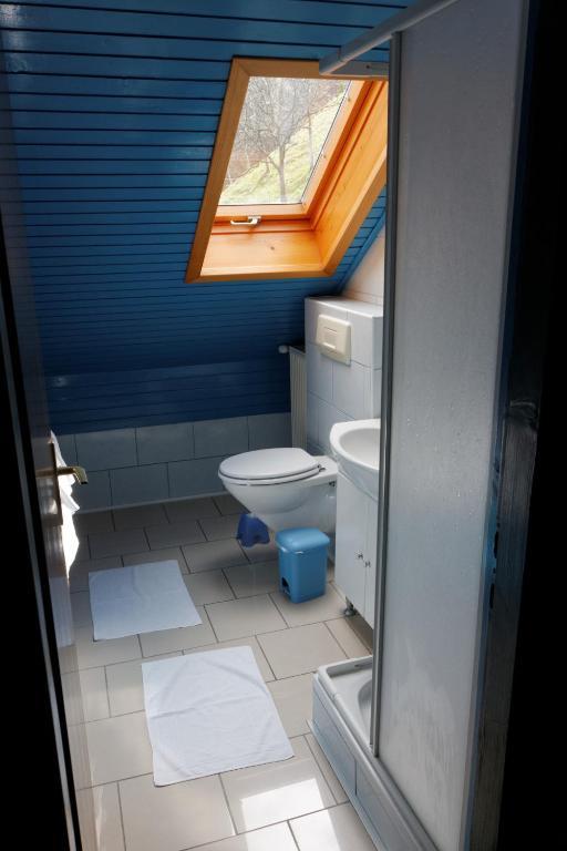 Pod Orehi Guest House Loče pri Poljčanah Oda fotoğraf