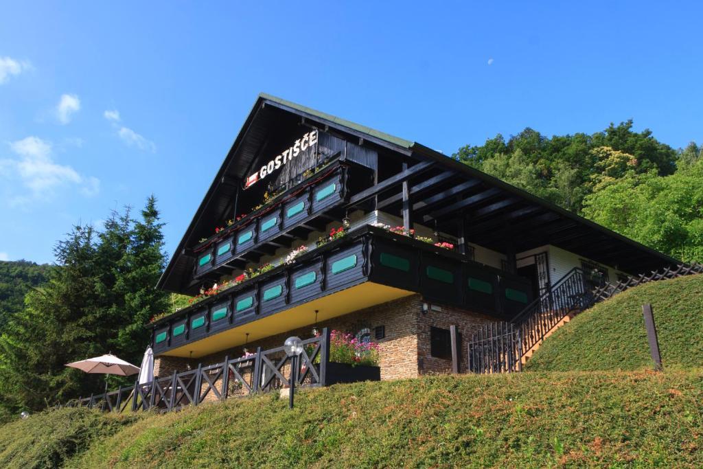 Pod Orehi Guest House Loče pri Poljčanah Dış mekan fotoğraf