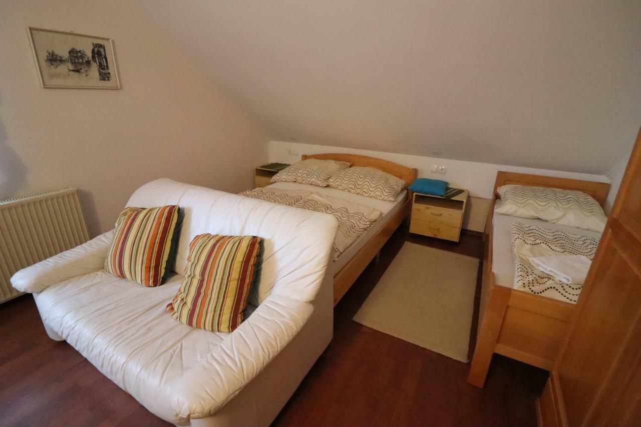 Pod Orehi Guest House Loče pri Poljčanah Dış mekan fotoğraf