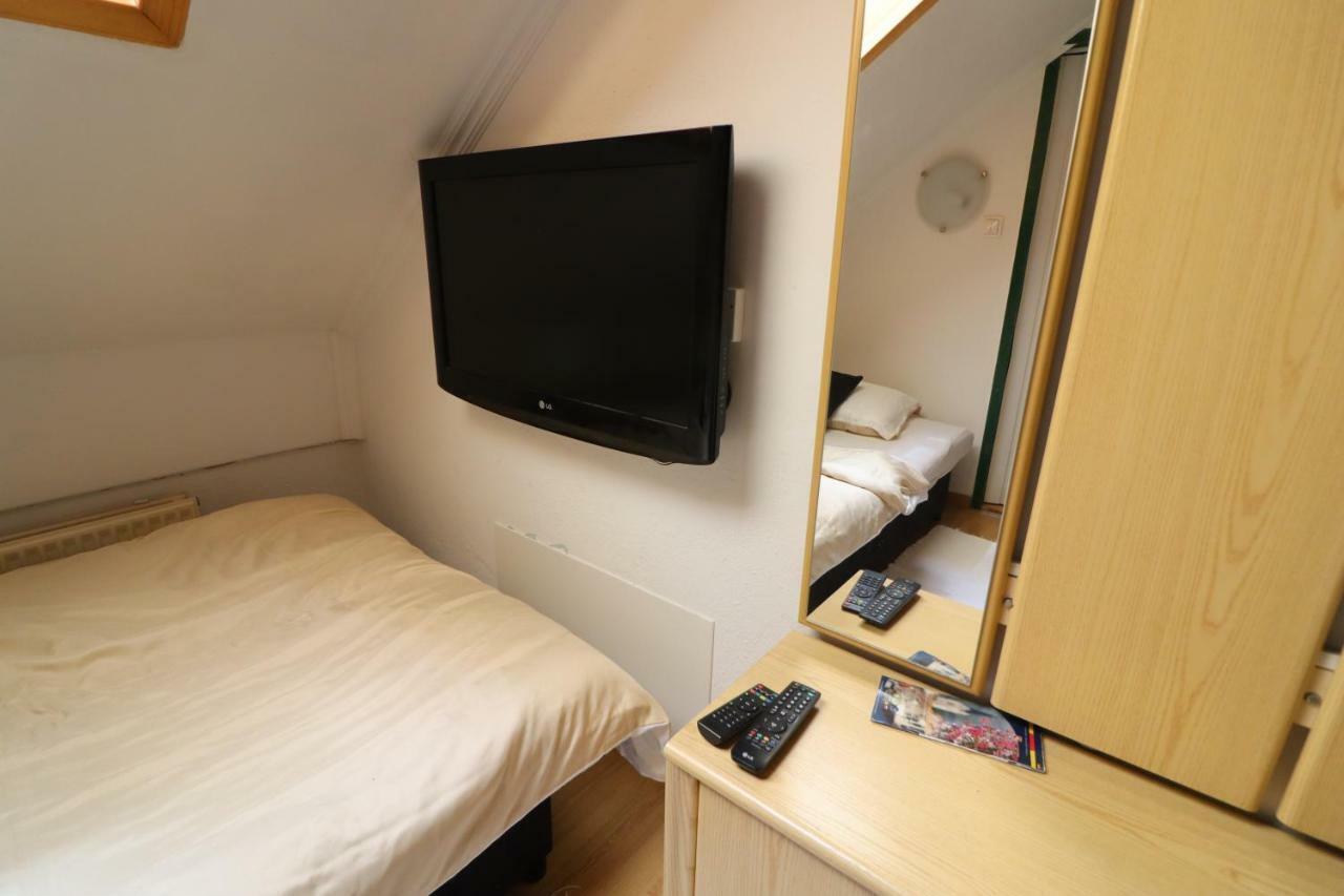 Pod Orehi Guest House Loče pri Poljčanah Dış mekan fotoğraf